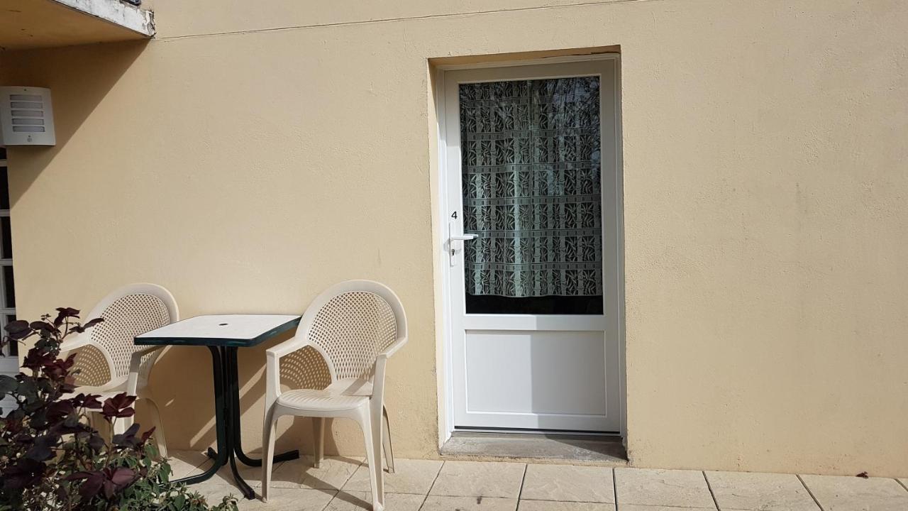 Les Contines Διαμέρισμα Bagnoles de l'Orne Normandie Εξωτερικό φωτογραφία